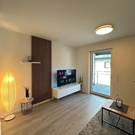 Winetime - Modern - Fur 3 - Zentral - Nahe Mb - Boxspringbett - Netflix